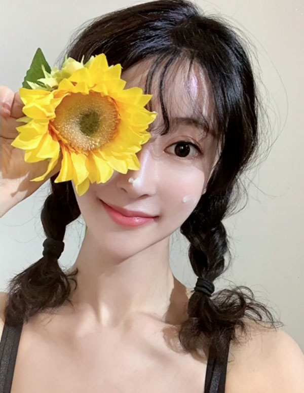 温哥华外围女经纪人