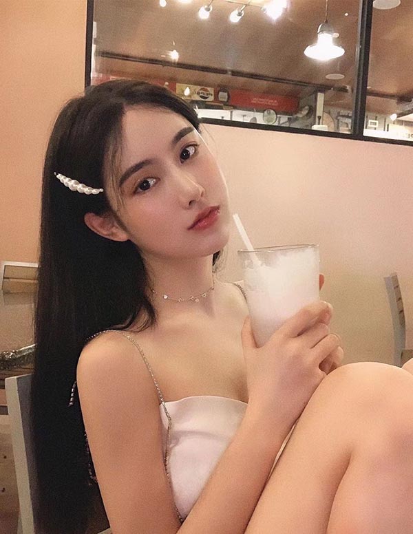 旧金山外围女经纪人